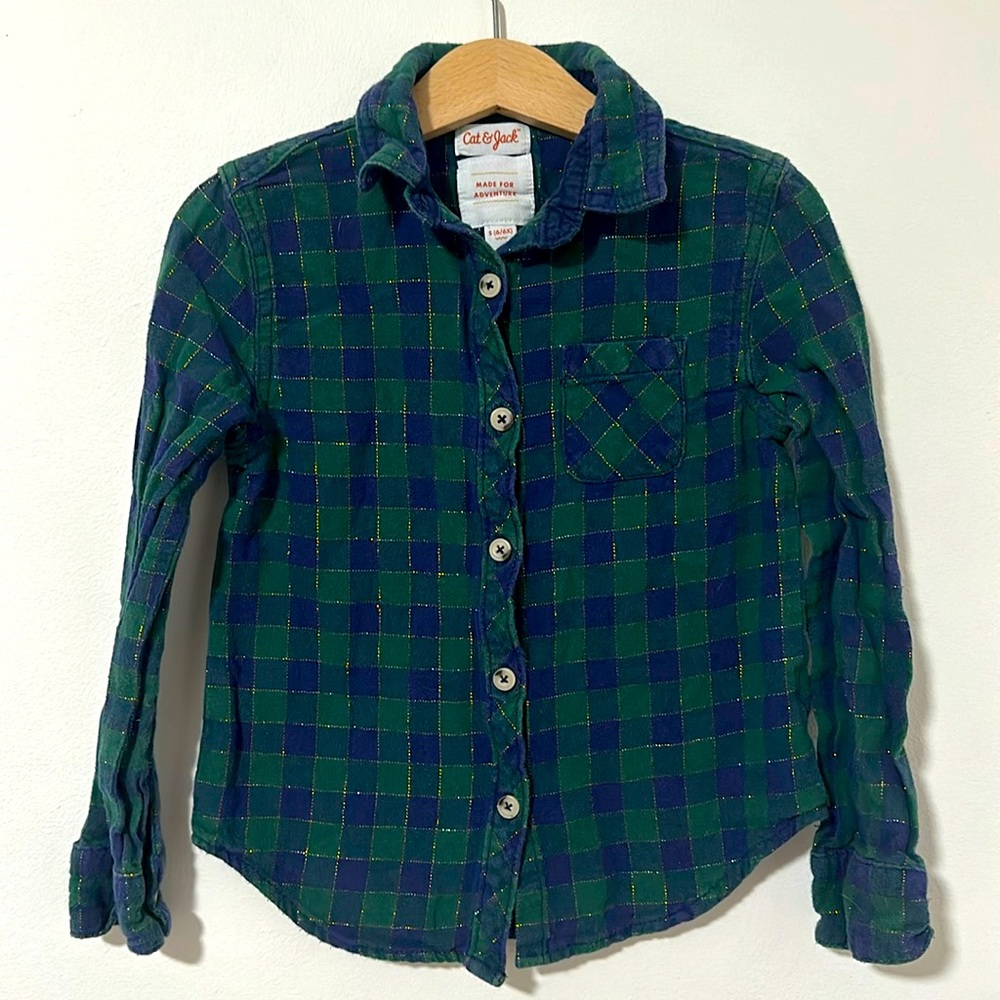 Kids size 6/6x small button down shirt